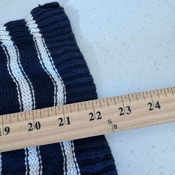 Chaps Ralph Lauren Women’s Navy Blue Striped Sweater Size Small - Picture 8 of 11